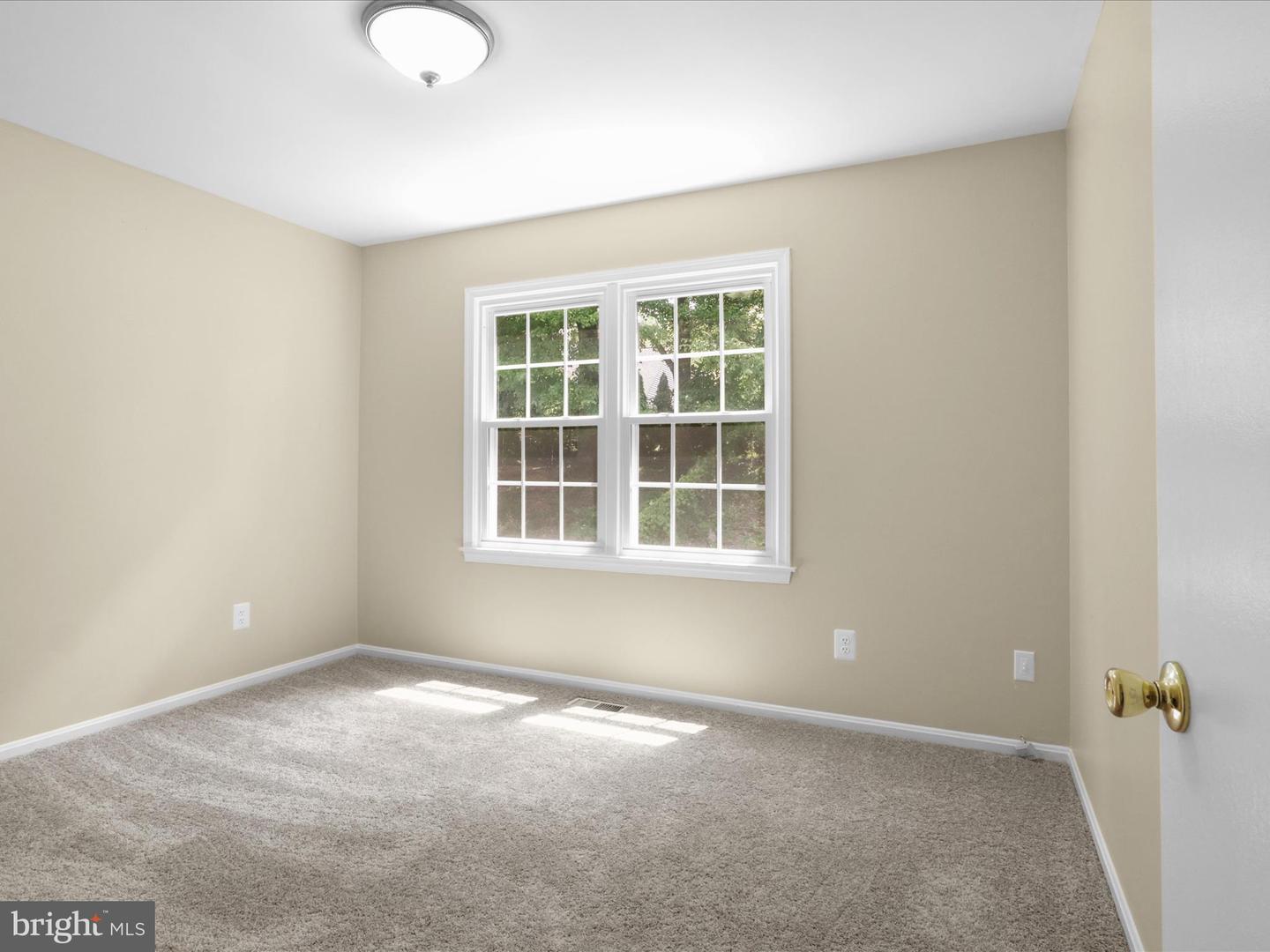 8701 ETTA DR, SPRINGFIELD, Virginia 22152, 5 Bedrooms Bedrooms, ,4 BathroomsBathrooms,Residential,For sale,8701 ETTA DR,VAFX2247936 MLS # VAFX2247936