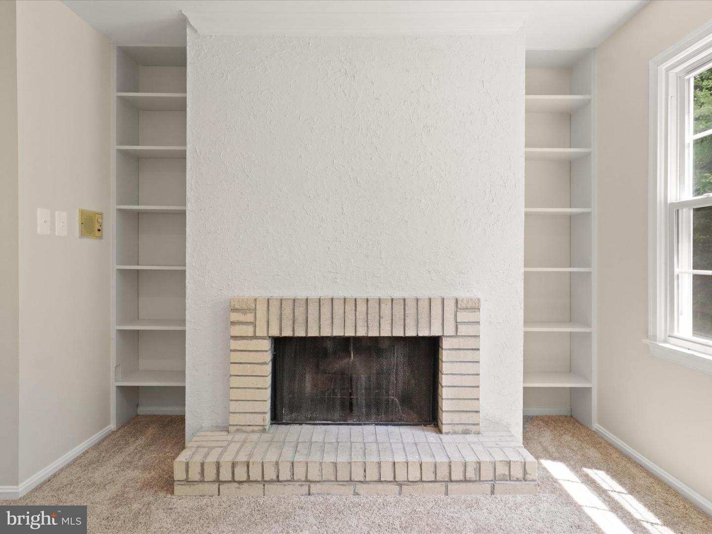 8701 ETTA DR, SPRINGFIELD, Virginia 22152, 5 Bedrooms Bedrooms, ,4 BathroomsBathrooms,Residential,For sale,8701 ETTA DR,VAFX2247936 MLS # VAFX2247936