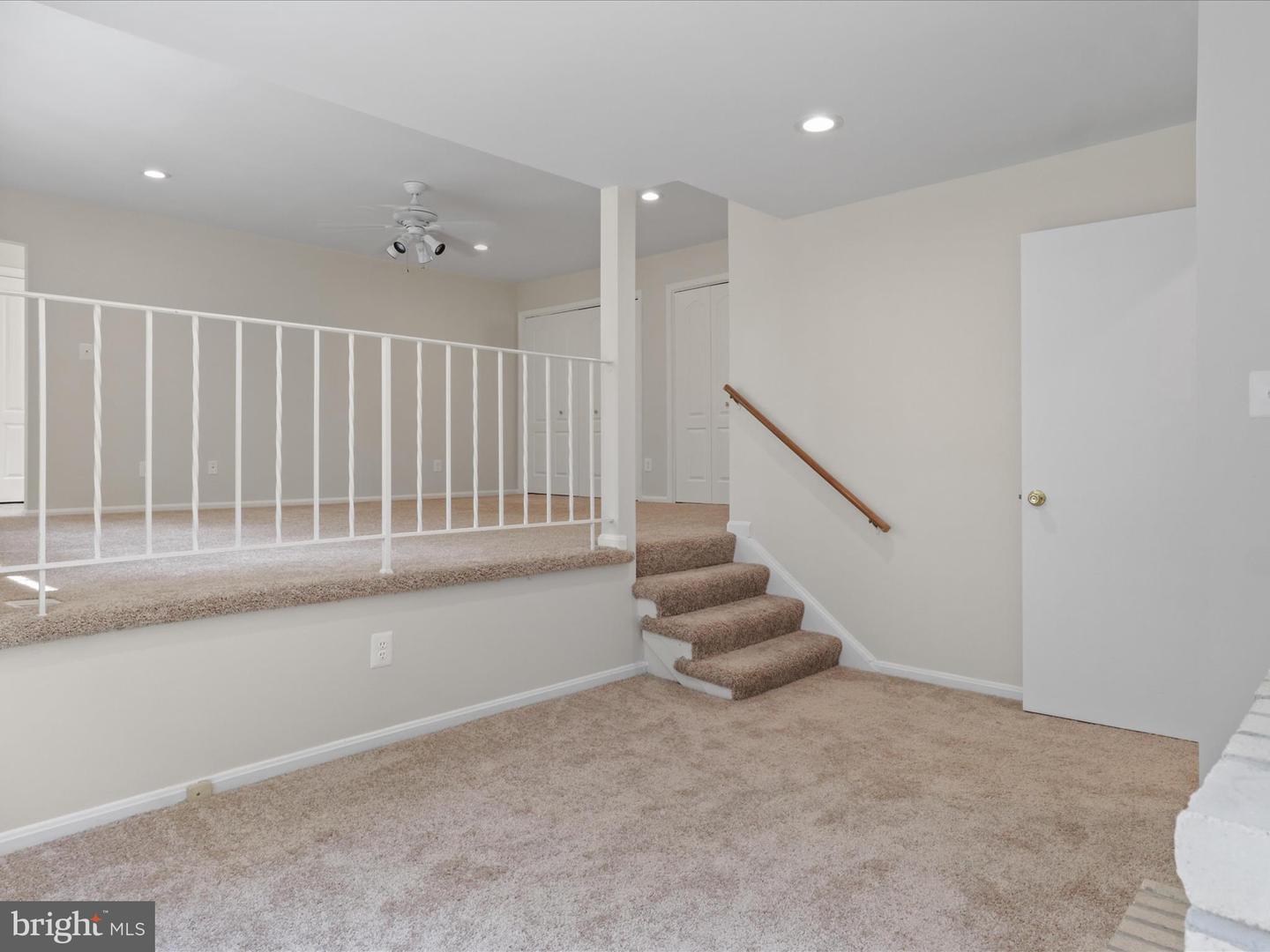 8701 ETTA DR, SPRINGFIELD, Virginia 22152, 5 Bedrooms Bedrooms, ,4 BathroomsBathrooms,Residential,For sale,8701 ETTA DR,VAFX2247936 MLS # VAFX2247936