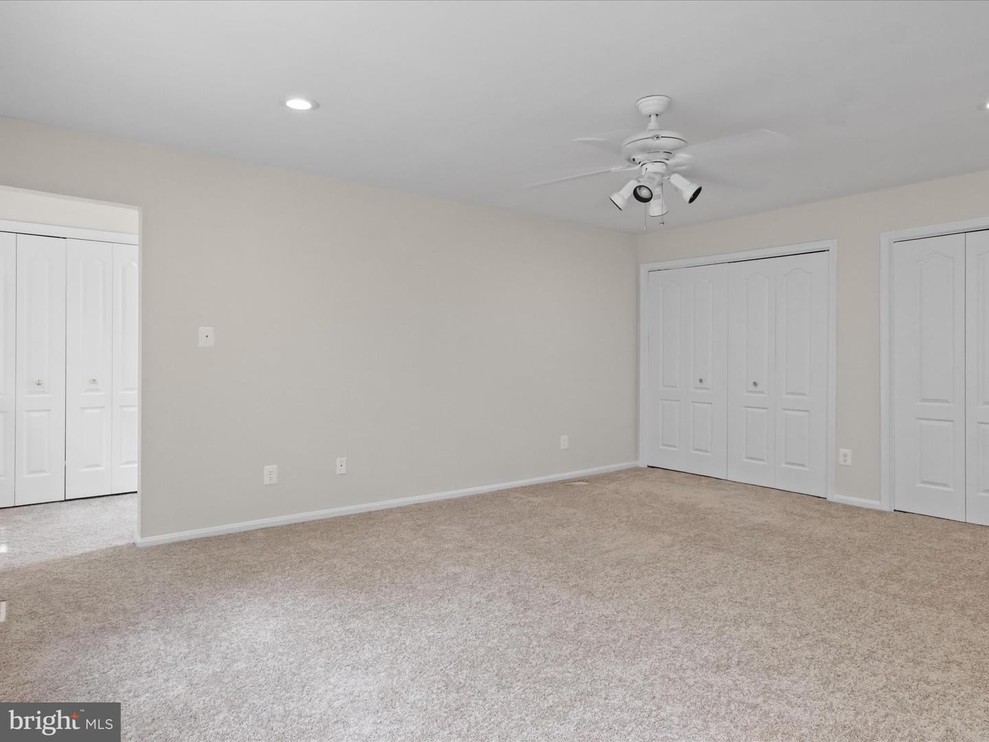 8701 ETTA DR, SPRINGFIELD, Virginia 22152, 5 Bedrooms Bedrooms, ,4 BathroomsBathrooms,Residential,For sale,8701 ETTA DR,VAFX2247936 MLS # VAFX2247936