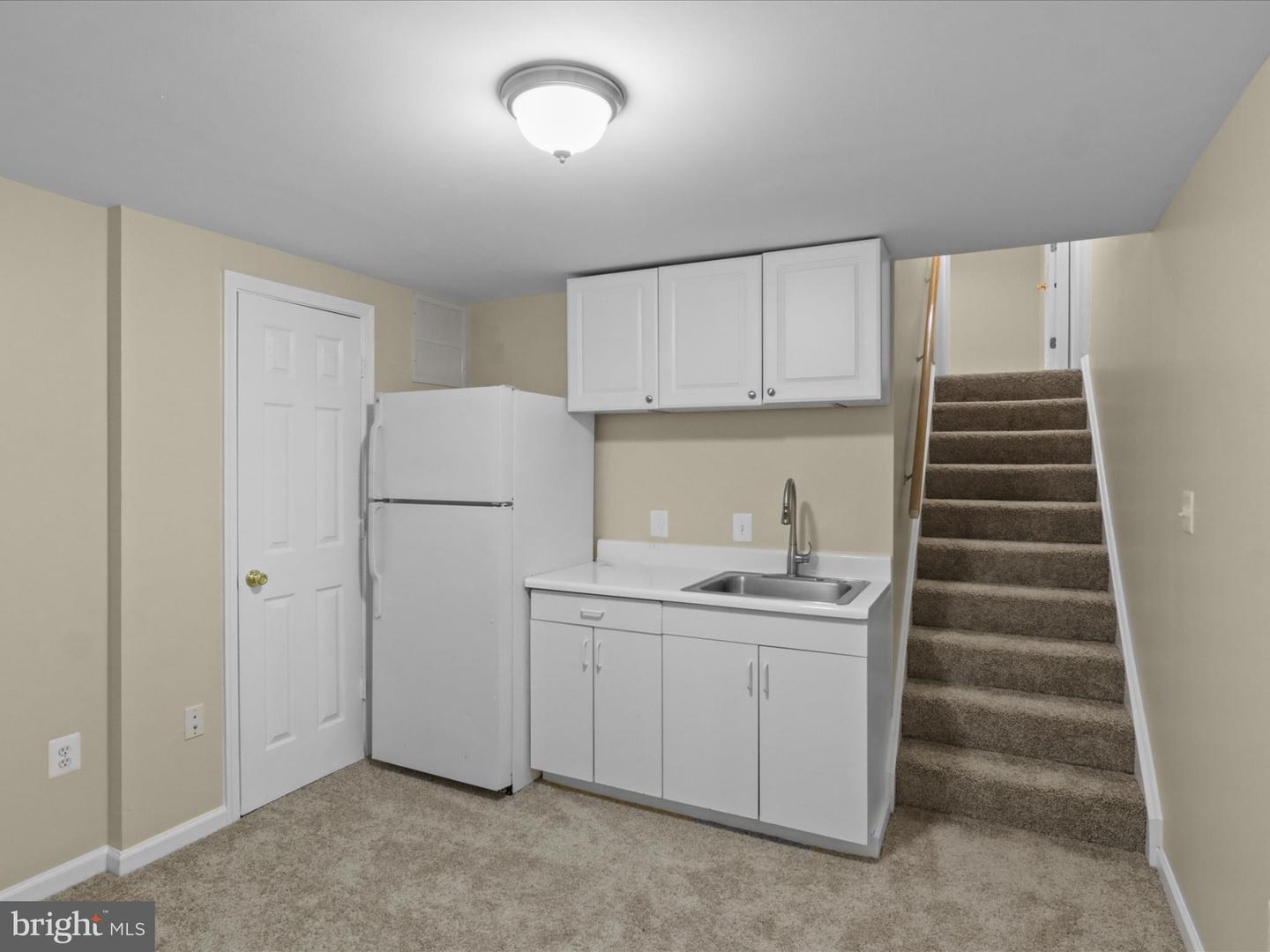 8701 ETTA DR, SPRINGFIELD, Virginia 22152, 5 Bedrooms Bedrooms, ,4 BathroomsBathrooms,Residential,For sale,8701 ETTA DR,VAFX2247936 MLS # VAFX2247936