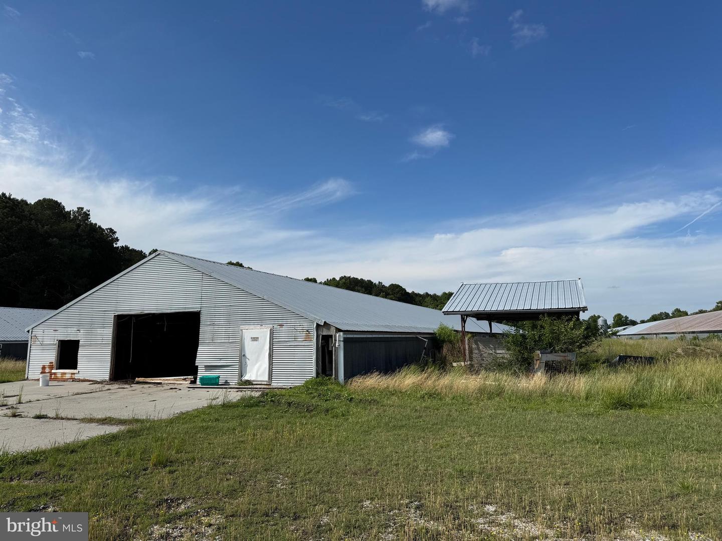 5703 NEAL PARKER RD, WITHAMS, Virginia 23488, 3 Bedrooms Bedrooms, ,2 BathroomsBathrooms,Farm,For sale,5703 NEAL PARKER RD,VAAC2001950 MLS # VAAC2001950