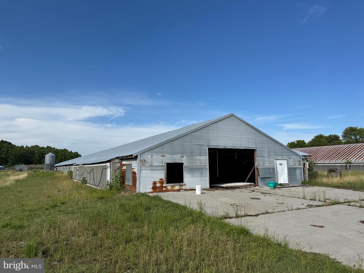 5703 NEAL PARKER RD, WITHAMS, Virginia 23488, 3 Bedrooms Bedrooms, ,2 BathroomsBathrooms,Farm,For sale,5703 NEAL PARKER RD,VAAC2001950 MLS # VAAC2001950
