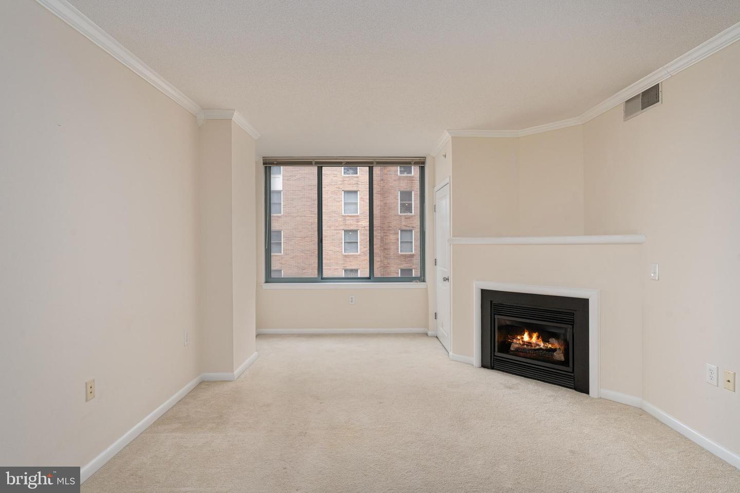 851 N GLEBE RD #1407, ARLINGTON, Virginia 22203, 1 Bedroom Bedrooms, 3 Rooms Rooms,1 BathroomBathrooms,Residential,For sale,851 N GLEBE RD #1407,VAAR2056502 MLS # VAAR2056502