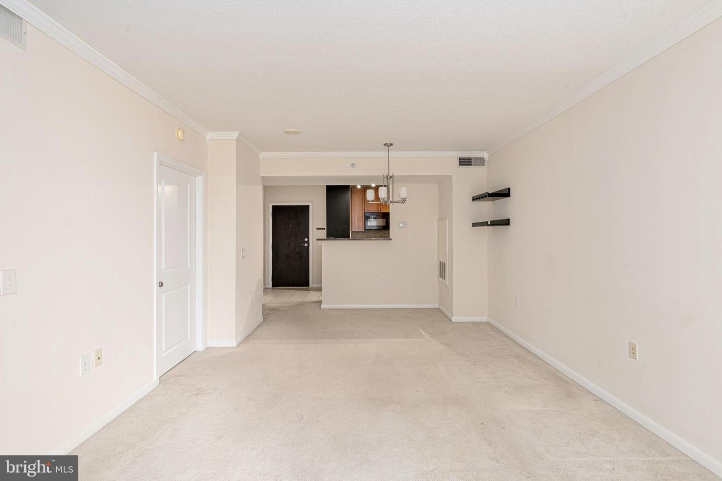 851 N GLEBE RD #1407, ARLINGTON, Virginia 22203, 1 Bedroom Bedrooms, 3 Rooms Rooms,1 BathroomBathrooms,Residential,For sale,851 N GLEBE RD #1407,VAAR2056502 MLS # VAAR2056502