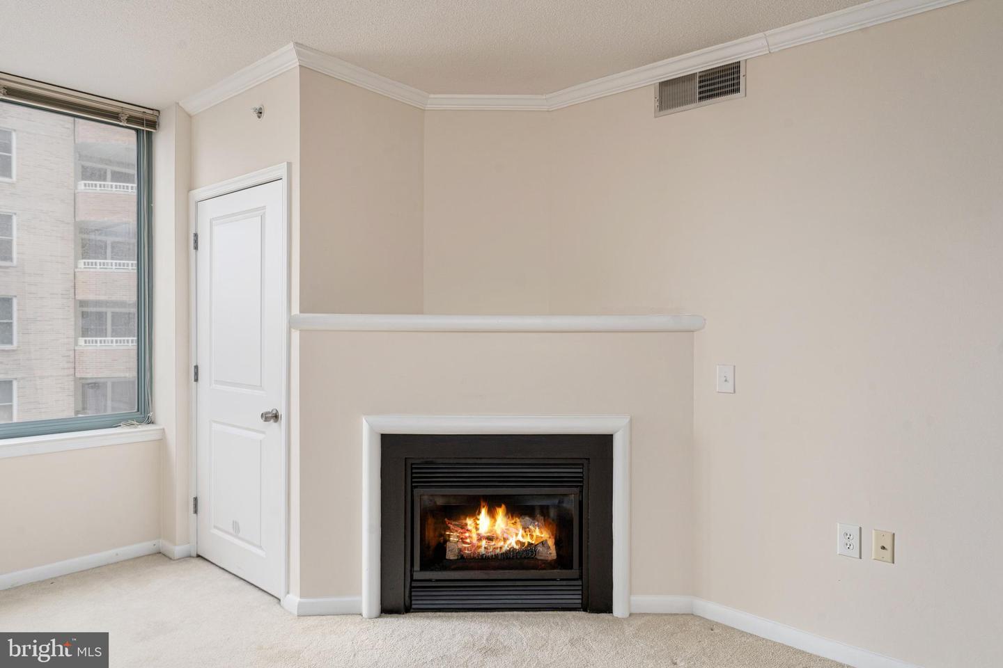851 N GLEBE RD #1407, ARLINGTON, Virginia 22203, 1 Bedroom Bedrooms, 3 Rooms Rooms,1 BathroomBathrooms,Residential,For sale,851 N GLEBE RD #1407,VAAR2056502 MLS # VAAR2056502