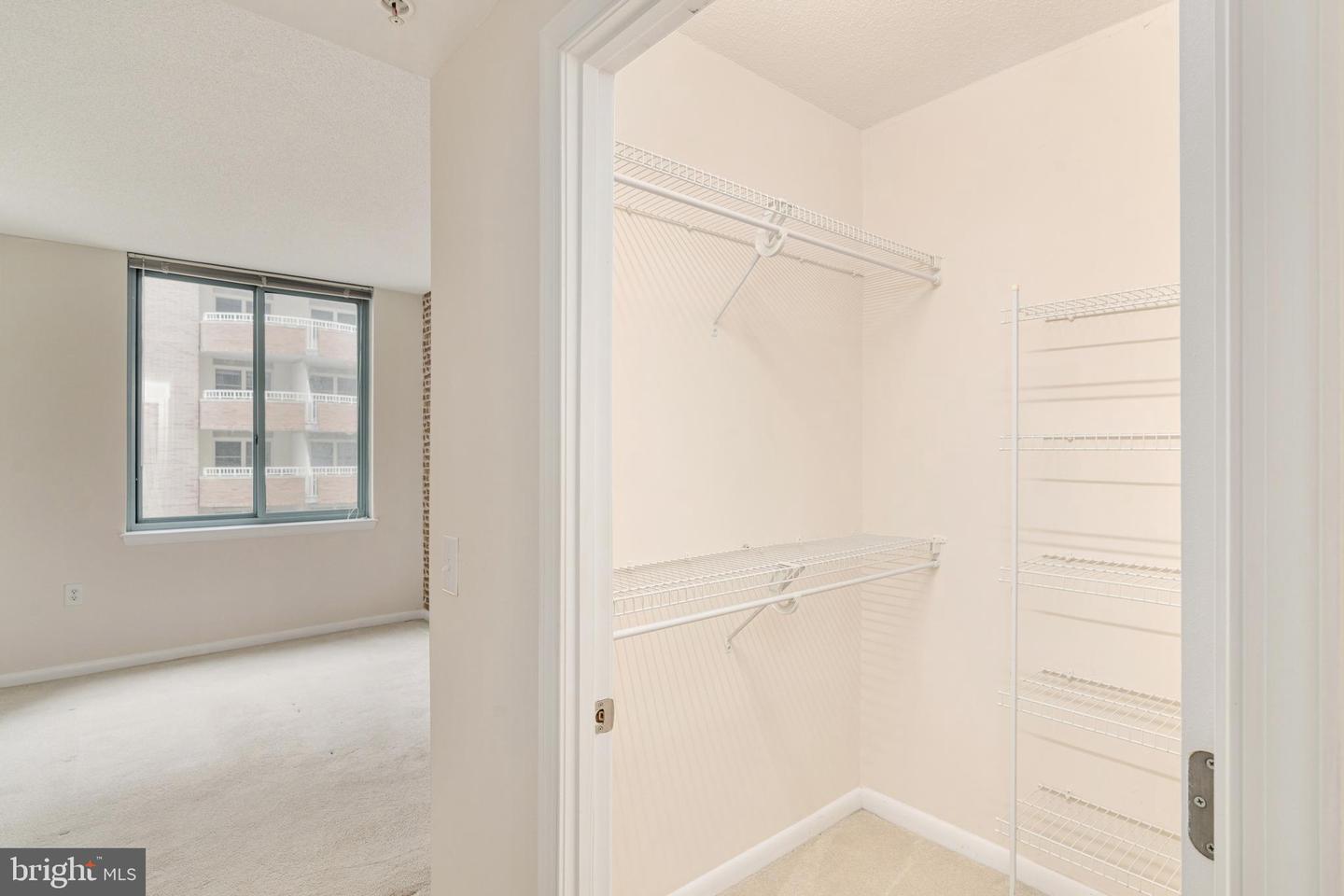 851 N GLEBE RD #1407, ARLINGTON, Virginia 22203, 1 Bedroom Bedrooms, 3 Rooms Rooms,1 BathroomBathrooms,Residential,For sale,851 N GLEBE RD #1407,VAAR2056502 MLS # VAAR2056502