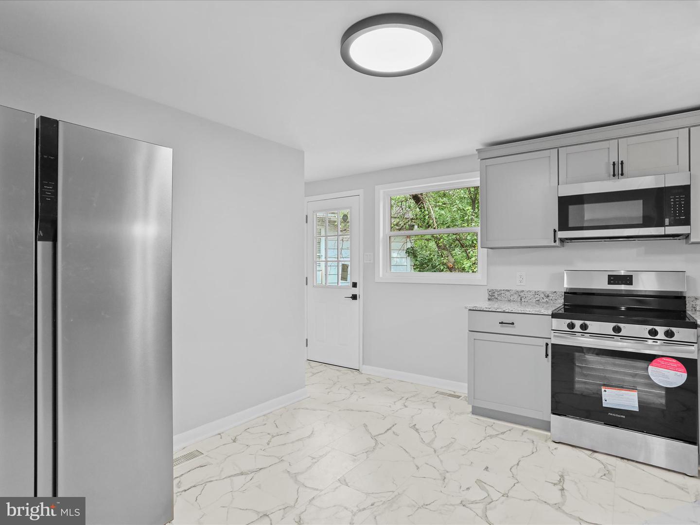 230 ALLISON AVE, WINCHESTER, Virginia 22601, 3 Bedrooms Bedrooms, ,1 BathroomBathrooms,Residential,For sale,230 ALLISON AVE,VAWI2007692 MLS # VAWI2007692