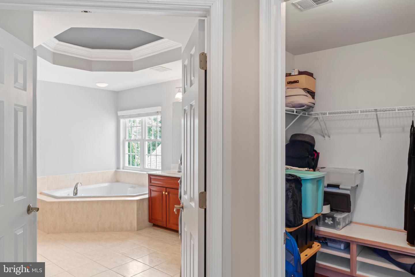 42066 FIDDLEHEAD PL, ALDIE, Virginia 20105, 4 Bedrooms Bedrooms, ,3 BathroomsBathrooms,Residential,For sale,42066 FIDDLEHEAD PL,VALO2099564 MLS # VALO2099564