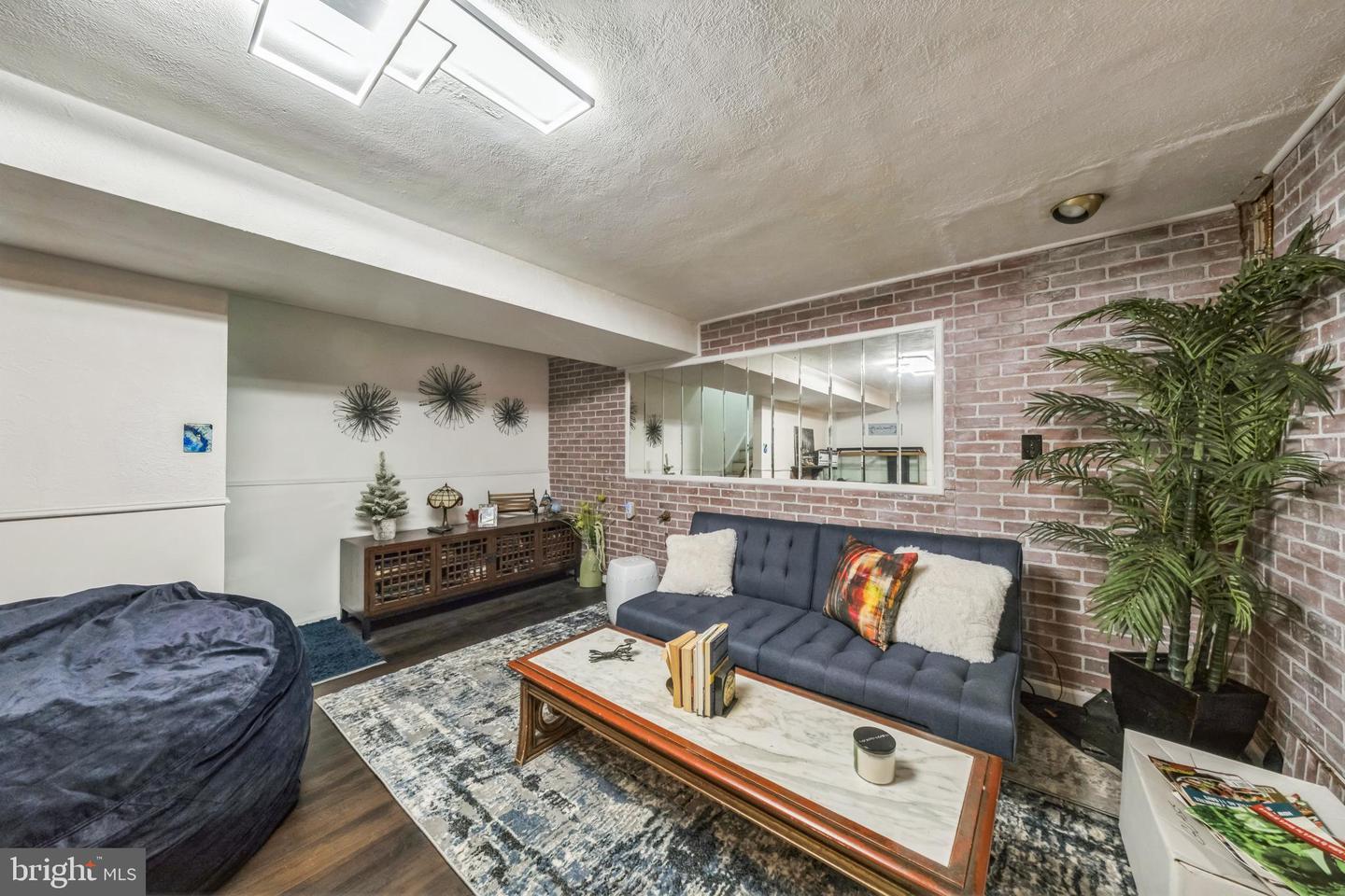 712 CHESAPEAKE ST SE, WASHINGTON, District Of Columbia 20032, 3 Bedrooms Bedrooms, 7 Rooms Rooms,2 BathroomsBathrooms,Residential,For sale,712 CHESAPEAKE ST SE,DCDC2206010 MLS # DCDC2206010