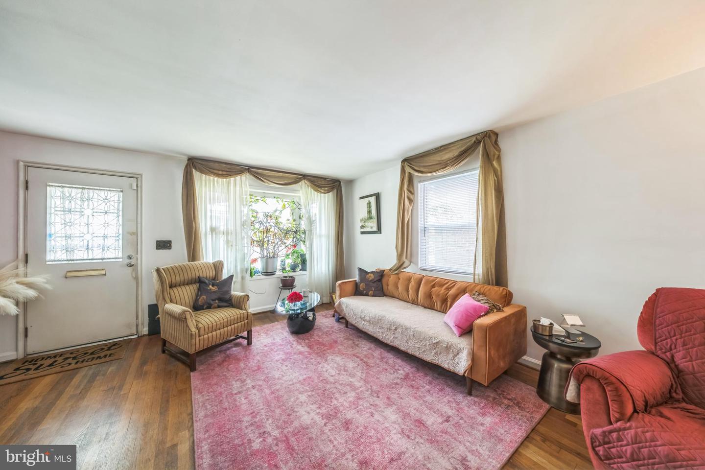 712 CHESAPEAKE ST SE, WASHINGTON, District Of Columbia 20032, 3 Bedrooms Bedrooms, 7 Rooms Rooms,2 BathroomsBathrooms,Residential,For sale,712 CHESAPEAKE ST SE,DCDC2206010 MLS # DCDC2206010