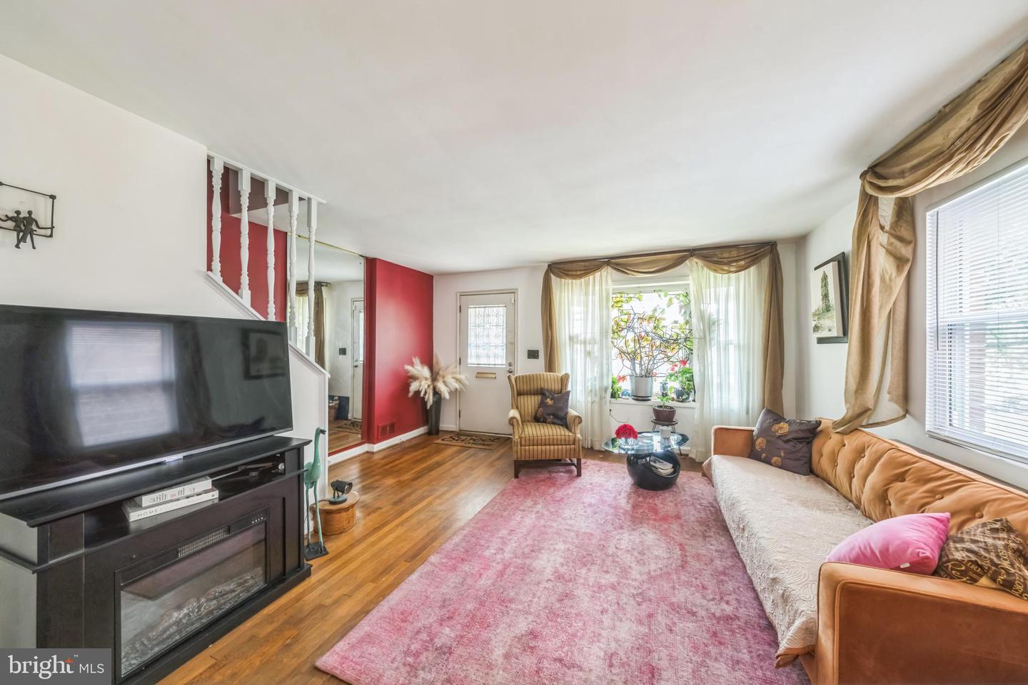 712 CHESAPEAKE ST SE, WASHINGTON, District Of Columbia 20032, 3 Bedrooms Bedrooms, 7 Rooms Rooms,2 BathroomsBathrooms,Residential,For sale,712 CHESAPEAKE ST SE,DCDC2206010 MLS # DCDC2206010