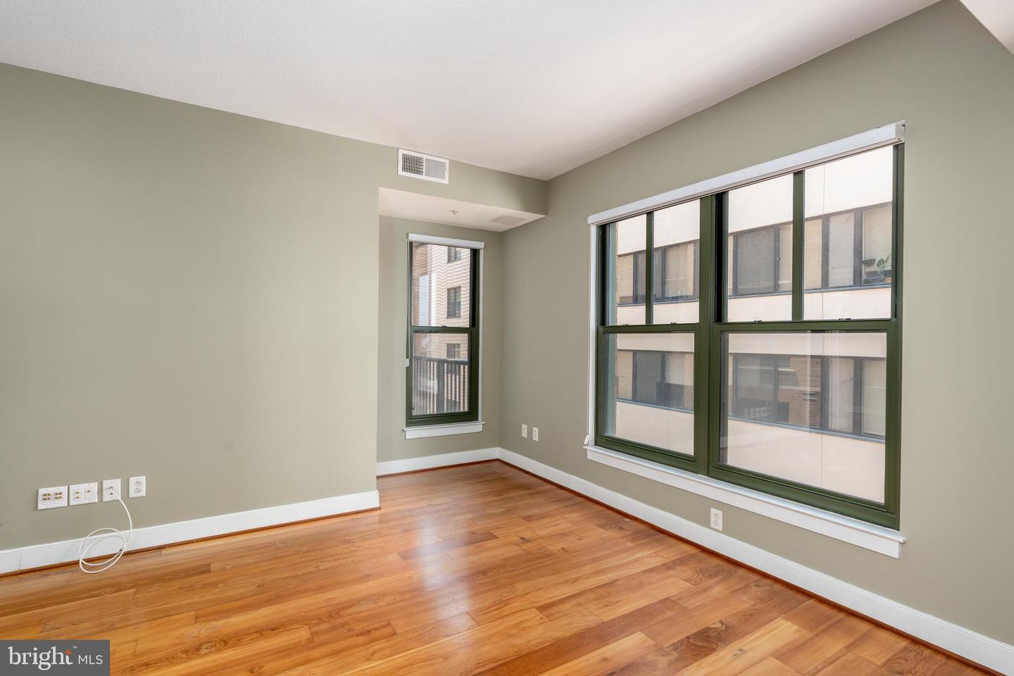 910 M ST NW #708, WASHINGTON, District Of Columbia 20001, 1 Bedroom Bedrooms, ,1 BathroomBathrooms,Residential,For sale,910 M ST NW #708,DCDC2206120 MLS # DCDC2206120