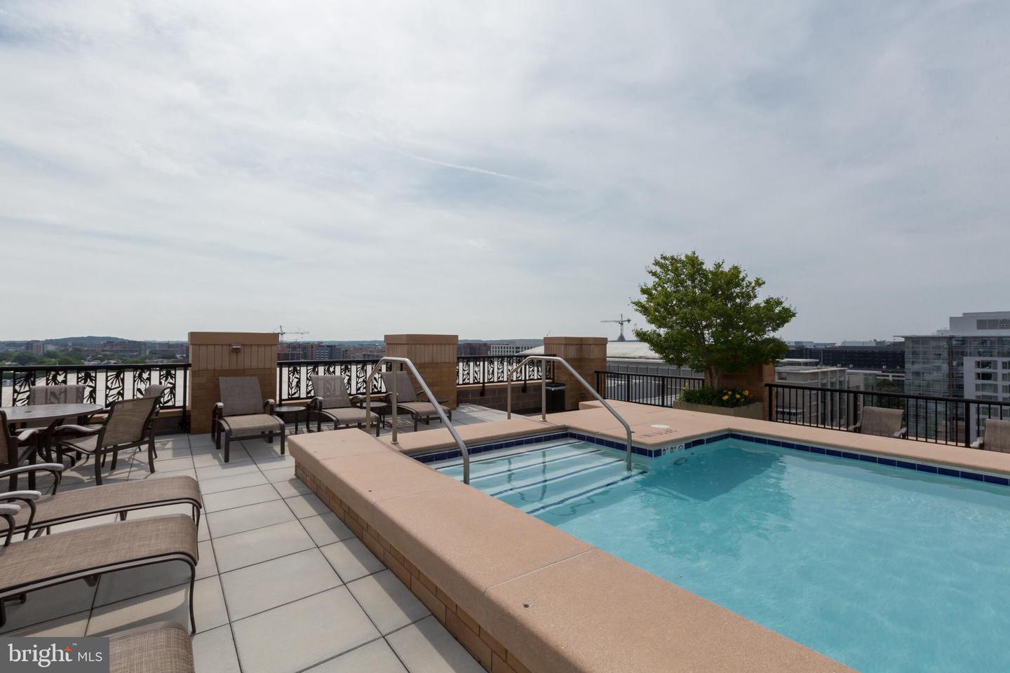 910 M ST NW #708, WASHINGTON, District Of Columbia 20001, 1 Bedroom Bedrooms, ,1 BathroomBathrooms,Residential,For sale,910 M ST NW #708,DCDC2206120 MLS # DCDC2206120