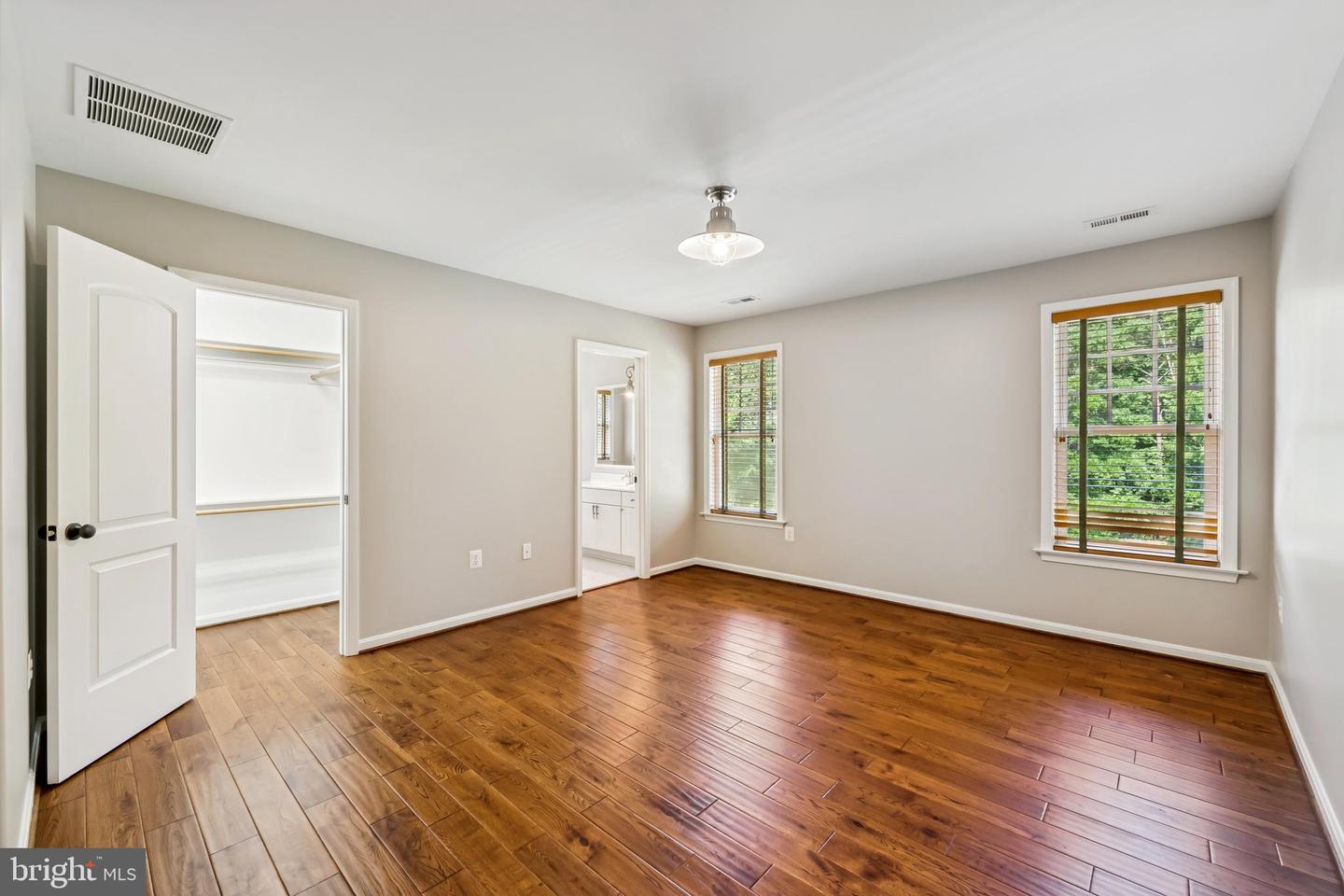 8900 OLDE MEADOW WAY, SPOTSYLVANIA, Virginia 22551, 6 Bedrooms Bedrooms, ,6 BathroomsBathrooms,Residential,For sale,8900 OLDE MEADOW WAY,VASP2033996 MLS # VASP2033996
