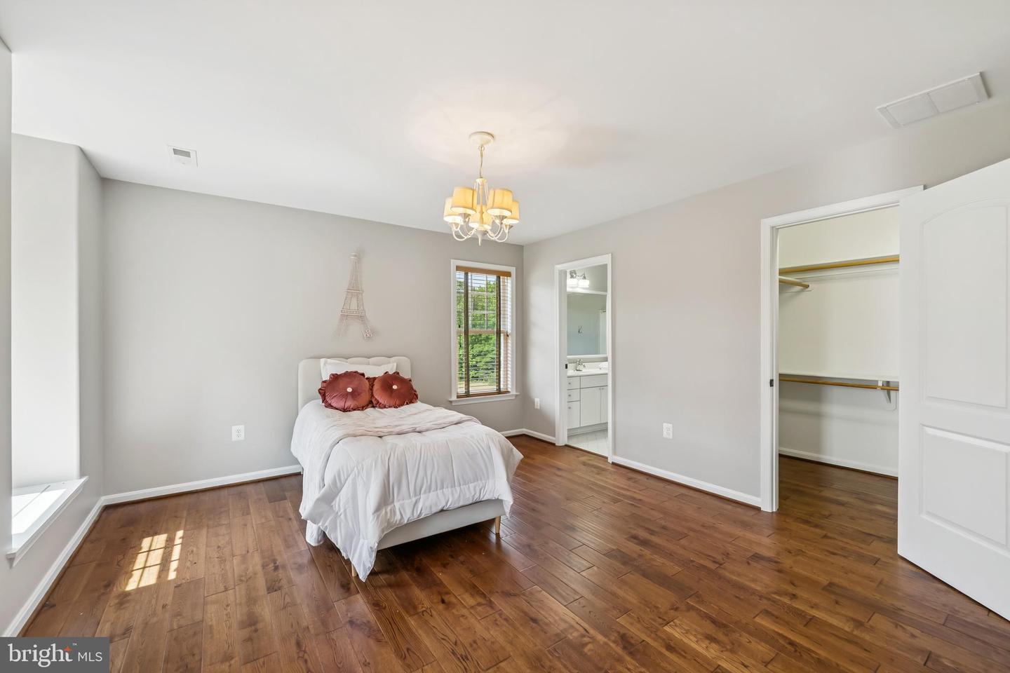 8900 OLDE MEADOW WAY, SPOTSYLVANIA, Virginia 22551, 6 Bedrooms Bedrooms, ,6 BathroomsBathrooms,Residential,For sale,8900 OLDE MEADOW WAY,VASP2033996 MLS # VASP2033996