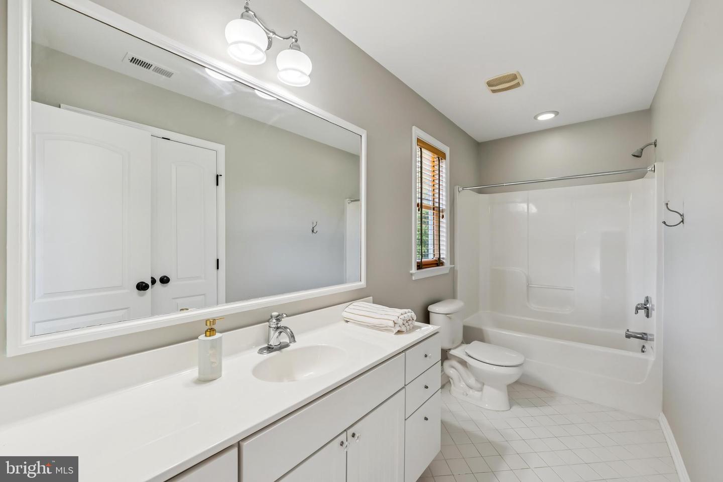 8900 OLDE MEADOW WAY, SPOTSYLVANIA, Virginia 22551, 6 Bedrooms Bedrooms, ,6 BathroomsBathrooms,Residential,For sale,8900 OLDE MEADOW WAY,VASP2033996 MLS # VASP2033996
