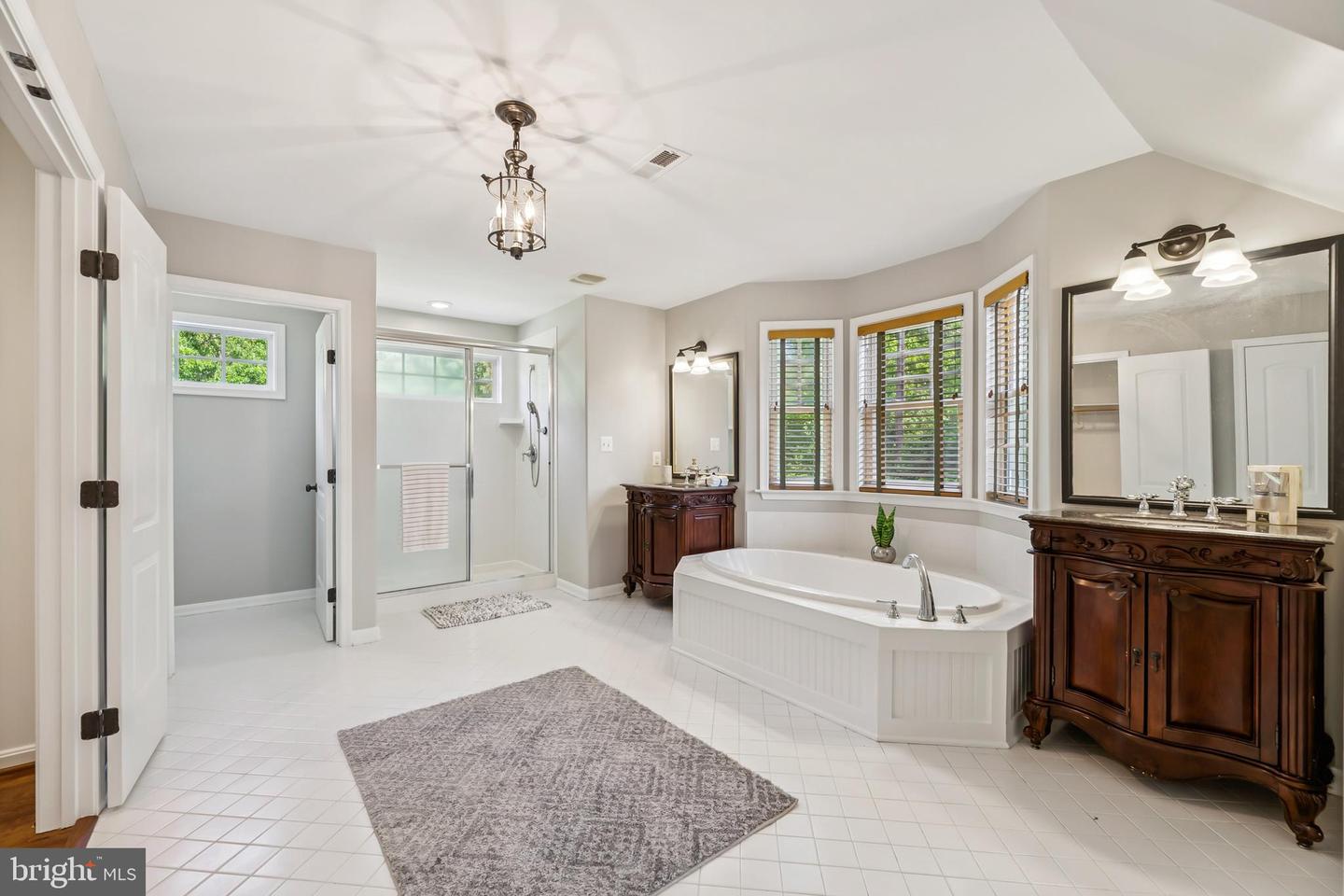 8900 OLDE MEADOW WAY, SPOTSYLVANIA, Virginia 22551, 6 Bedrooms Bedrooms, ,6 BathroomsBathrooms,Residential,For sale,8900 OLDE MEADOW WAY,VASP2033996 MLS # VASP2033996