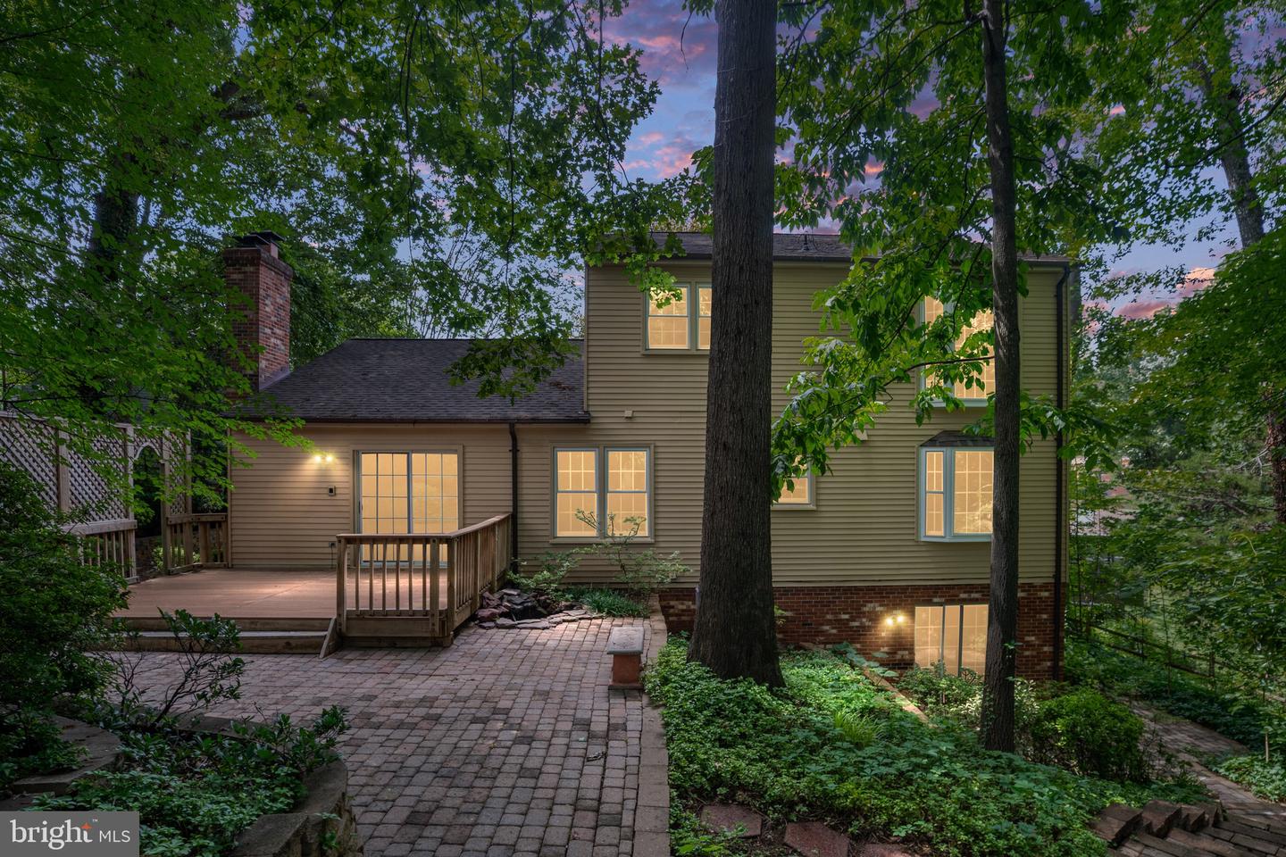 15685 THISTLE CT, DUMFRIES, Virginia 22025, 4 Bedrooms Bedrooms, ,3 BathroomsBathrooms,Residential,For sale,15685 THISTLE CT,VAPW2093288 MLS # VAPW2093288