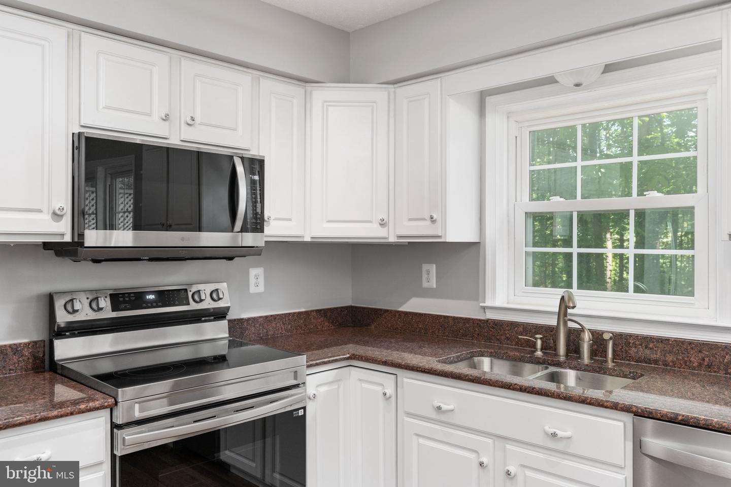 15685 THISTLE CT, DUMFRIES, Virginia 22025, 4 Bedrooms Bedrooms, ,3 BathroomsBathrooms,Residential,For sale,15685 THISTLE CT,VAPW2093288 MLS # VAPW2093288
