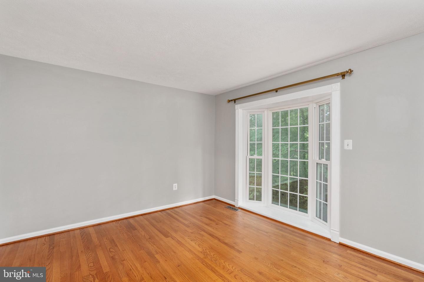 15685 THISTLE CT, DUMFRIES, Virginia 22025, 4 Bedrooms Bedrooms, ,3 BathroomsBathrooms,Residential,For sale,15685 THISTLE CT,VAPW2093288 MLS # VAPW2093288