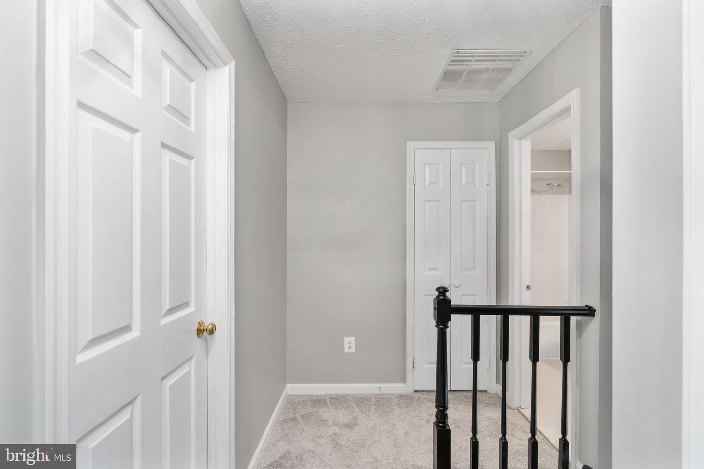 15685 THISTLE CT, DUMFRIES, Virginia 22025, 4 Bedrooms Bedrooms, ,3 BathroomsBathrooms,Residential,For sale,15685 THISTLE CT,VAPW2093288 MLS # VAPW2093288