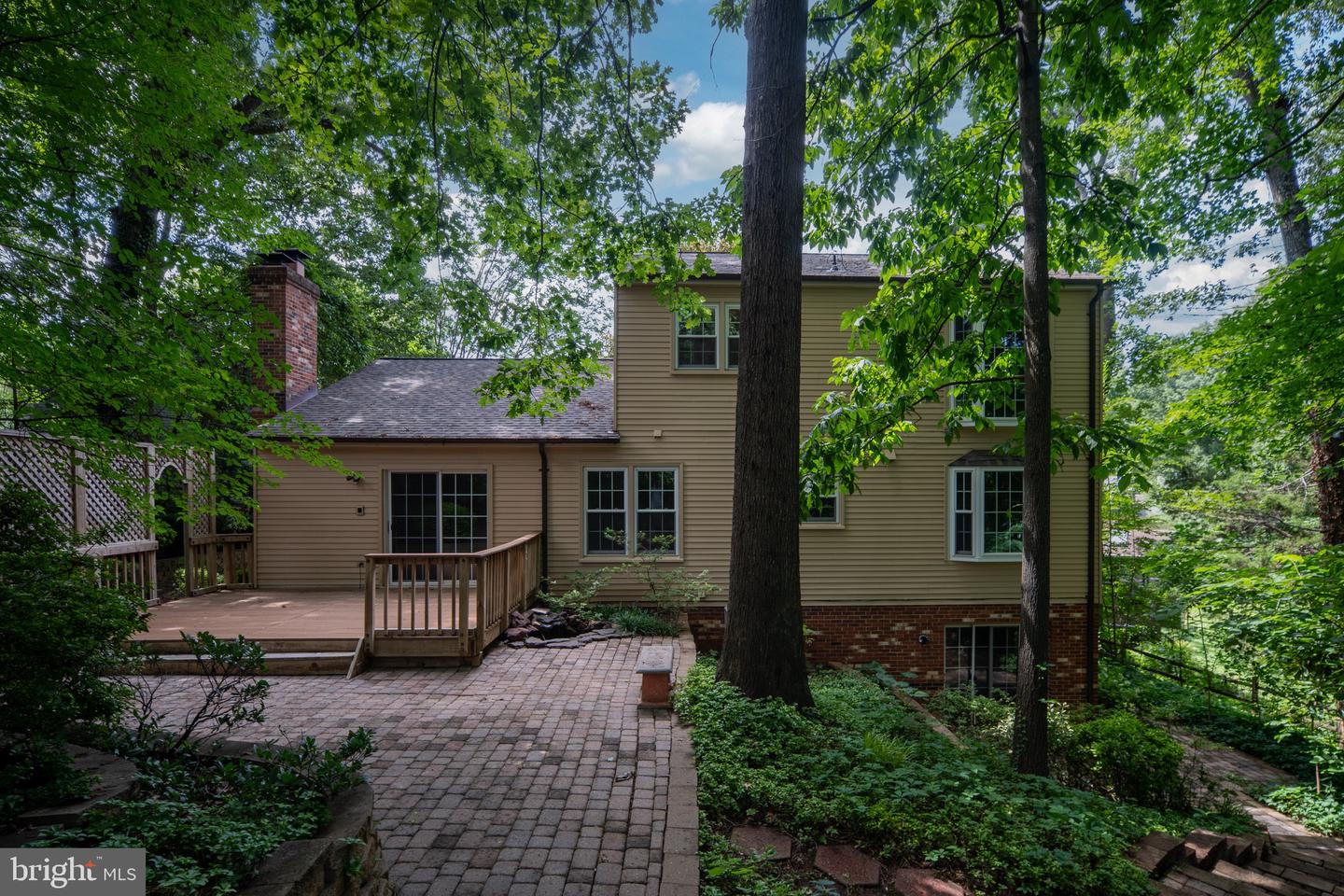 15685 THISTLE CT, DUMFRIES, Virginia 22025, 4 Bedrooms Bedrooms, ,3 BathroomsBathrooms,Residential,For sale,15685 THISTLE CT,VAPW2093288 MLS # VAPW2093288