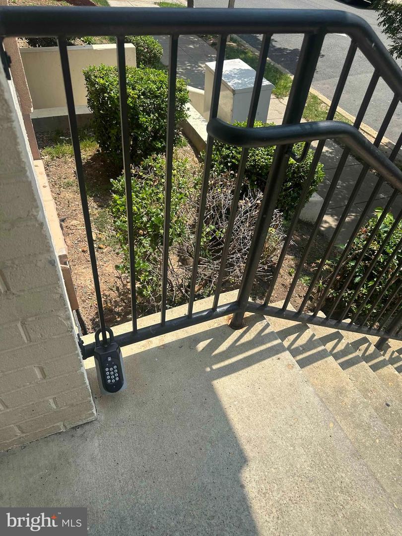 5000 CALL PL SE #403, WASHINGTON, District Of Columbia 20019, 1 Bedroom Bedrooms, ,1 BathroomBathrooms,Residential,For sale,5000 CALL PL SE #403,DCDC2199656 MLS # DCDC2199656