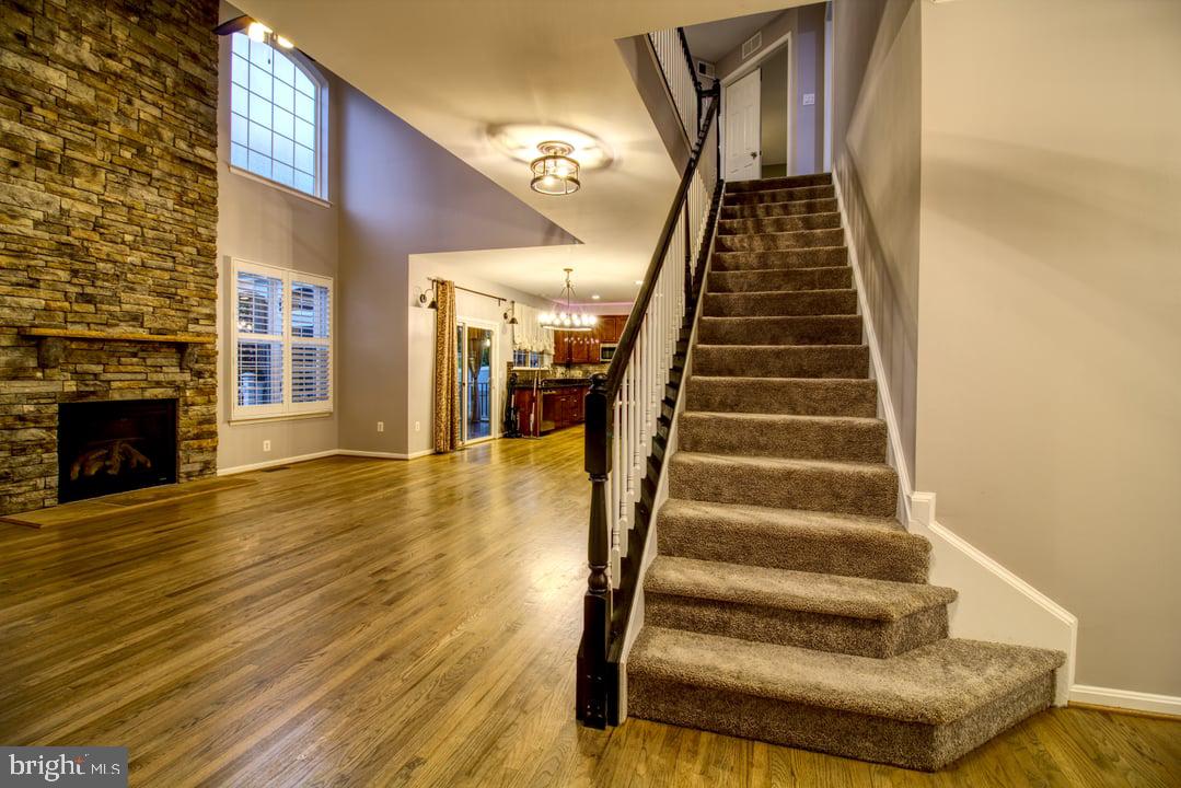 16116 MOUNTAIN EAGLE CT, WOODBRIDGE, Virginia 22191, 5 Bedrooms Bedrooms, ,3 BathroomsBathrooms,Residential,For sale,16116 MOUNTAIN EAGLE CT,VAPW2094710 MLS # VAPW2094710