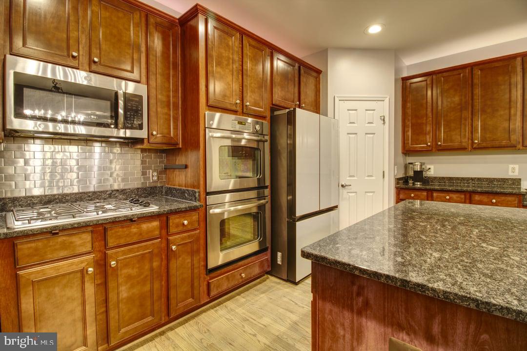 16116 MOUNTAIN EAGLE CT, WOODBRIDGE, Virginia 22191, 5 Bedrooms Bedrooms, ,3 BathroomsBathrooms,Residential,For sale,16116 MOUNTAIN EAGLE CT,VAPW2094710 MLS # VAPW2094710