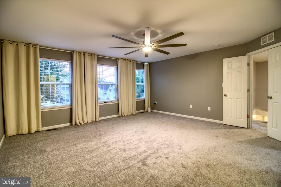 16116 MOUNTAIN EAGLE CT, WOODBRIDGE, Virginia 22191, 5 Bedrooms Bedrooms, ,3 BathroomsBathrooms,Residential,For sale,16116 MOUNTAIN EAGLE CT,VAPW2094710 MLS # VAPW2094710