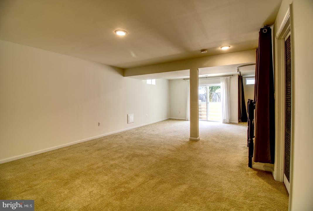16116 MOUNTAIN EAGLE CT, WOODBRIDGE, Virginia 22191, 5 Bedrooms Bedrooms, ,3 BathroomsBathrooms,Residential,For sale,16116 MOUNTAIN EAGLE CT,VAPW2094710 MLS # VAPW2094710