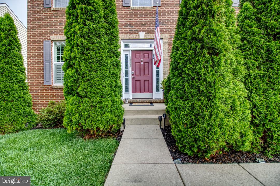16116 MOUNTAIN EAGLE CT, WOODBRIDGE, Virginia 22191, 5 Bedrooms Bedrooms, ,3 BathroomsBathrooms,Residential,For sale,16116 MOUNTAIN EAGLE CT,VAPW2094710 MLS # VAPW2094710