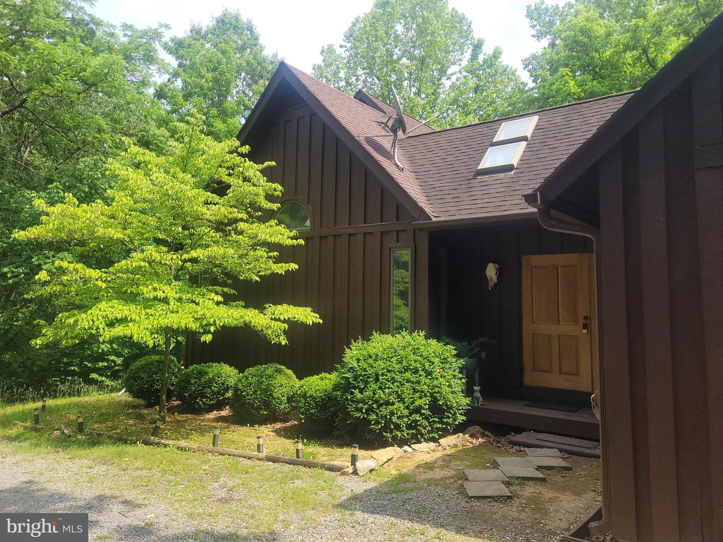 3113 CALMES NECK LN, BOYCE, Virginia 22620, 4 Bedrooms Bedrooms, ,3 BathroomsBathrooms,Residential,For sale,3113 CALMES NECK LN,VACL2003752 MLS # VACL2003752