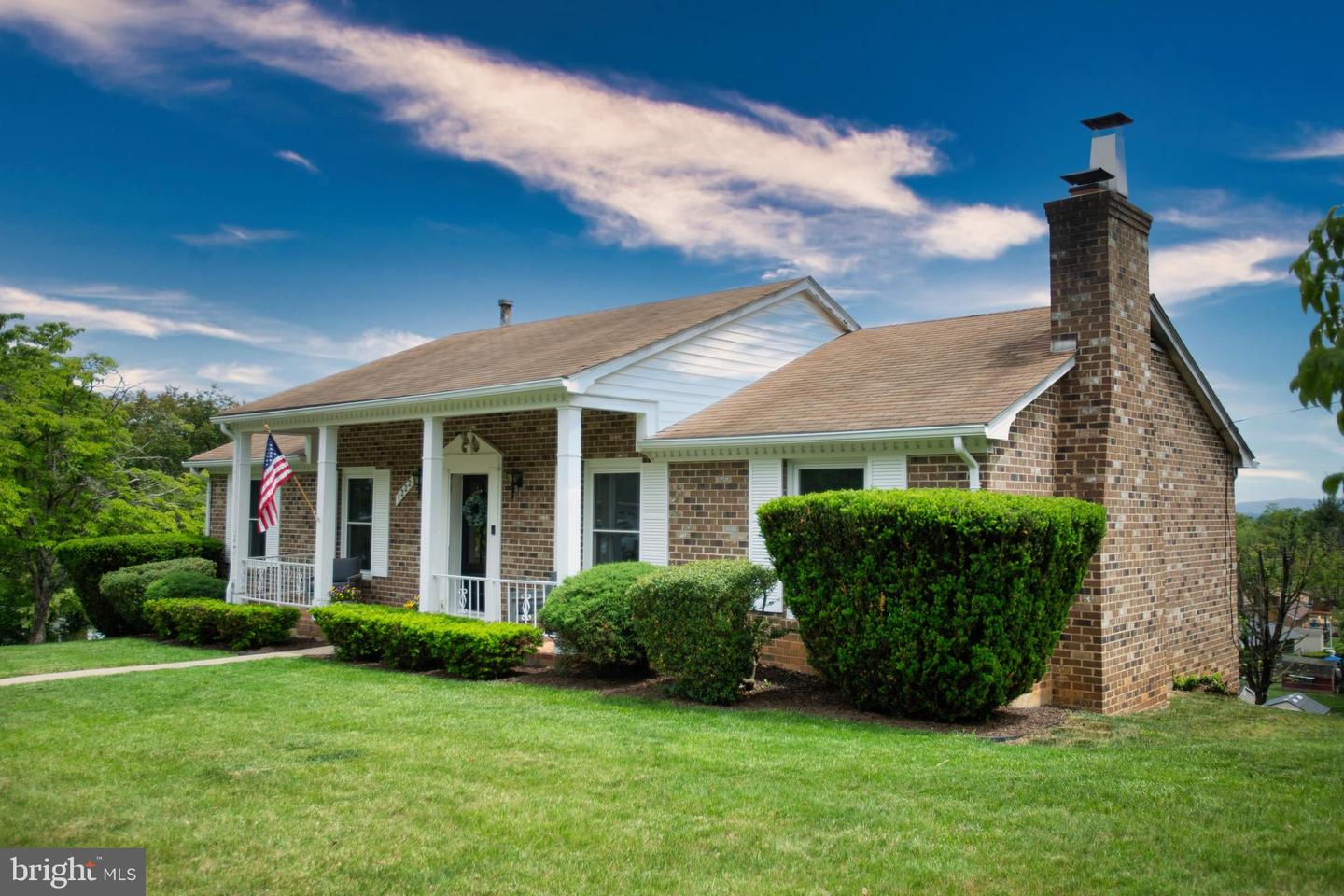 1222 PINEHURST RD, STAUNTON, Virginia 24401, 3 Bedrooms Bedrooms, ,2 BathroomsBathrooms,Residential,For sale,1222 PINEHURST RD,VASC2000660 MLS # VASC2000660