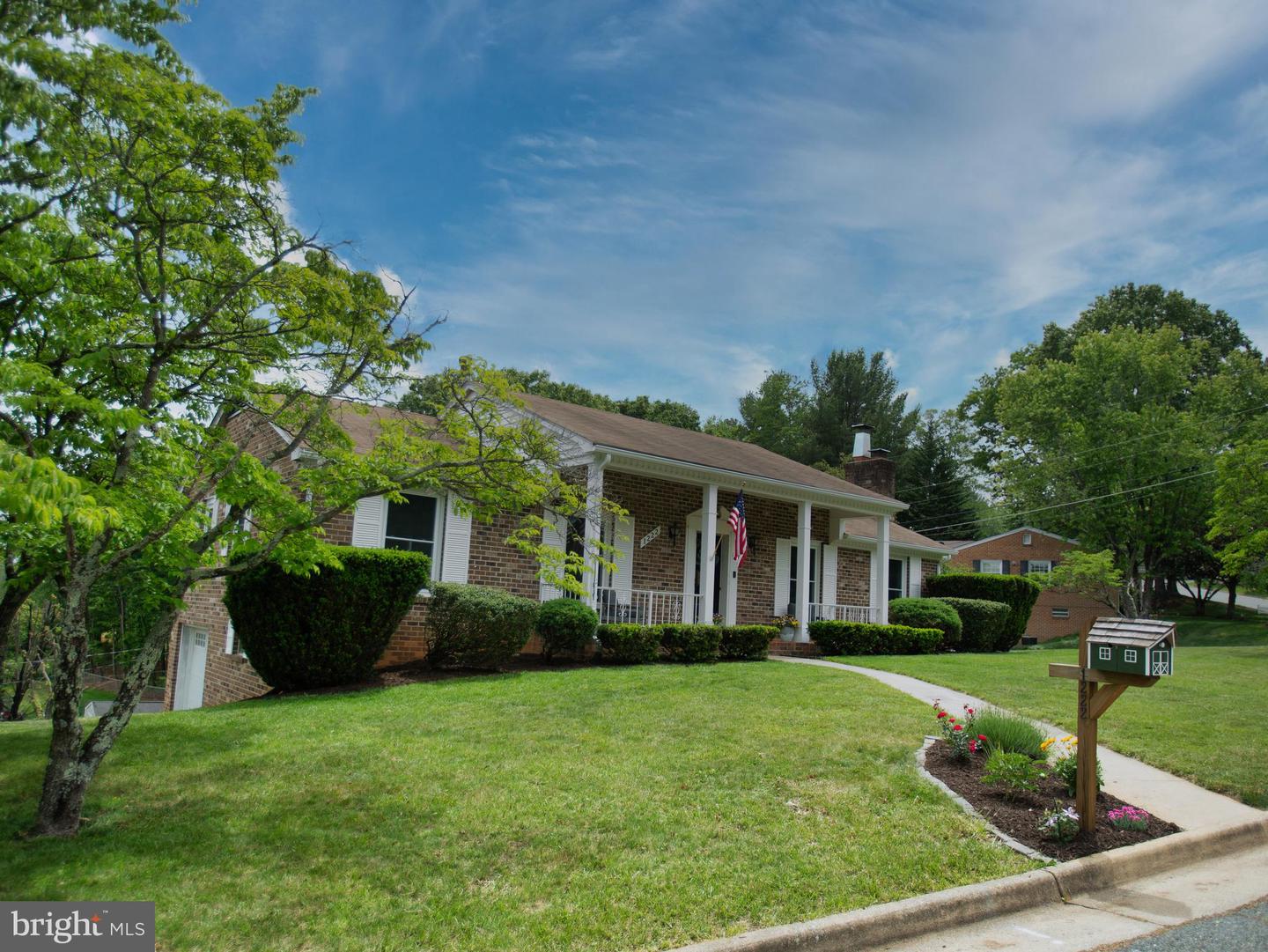 1222 PINEHURST RD, STAUNTON, Virginia 24401, 3 Bedrooms Bedrooms, ,2 BathroomsBathrooms,Residential,For sale,1222 PINEHURST RD,VASC2000660 MLS # VASC2000660