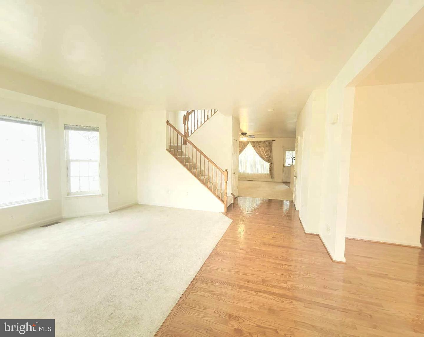 35547 SARASOTA ST, ROUND HILL, Virginia 20141, 4 Bedrooms Bedrooms, 4 Rooms Rooms,3 BathroomsBathrooms,Residential,For sale,35547 SARASOTA ST,VALO2098506 MLS # VALO2098506