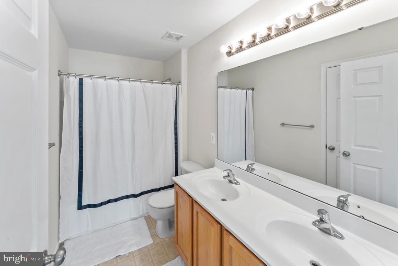 11776 FULLERS LN, KING GEORGE, Virginia 22485, 4 Bedrooms Bedrooms, ,3 BathroomsBathrooms,Residential,For sale,11776 FULLERS LN,VAKG2006574 MLS # VAKG2006574