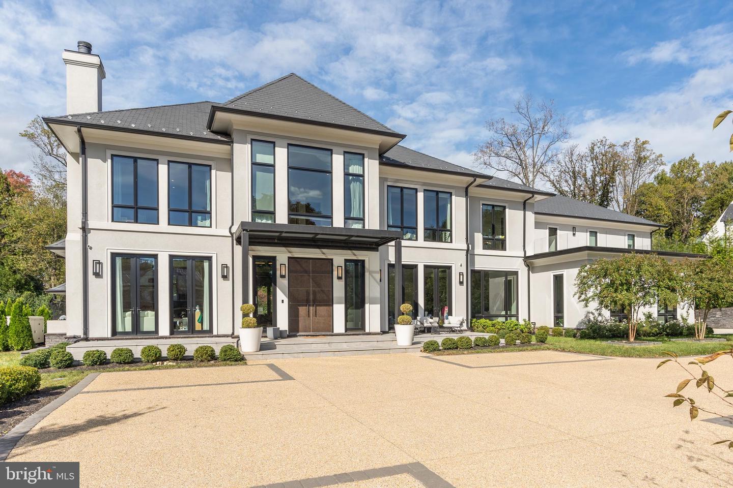 1020 LANGLEY HILL DR, MCLEAN, Virginia 22101, 7 Bedrooms Bedrooms, ,7 BathroomsBathrooms,Residential,For sale,1020 LANGLEY HILL DR,VAFX2247282 MLS # VAFX2247282