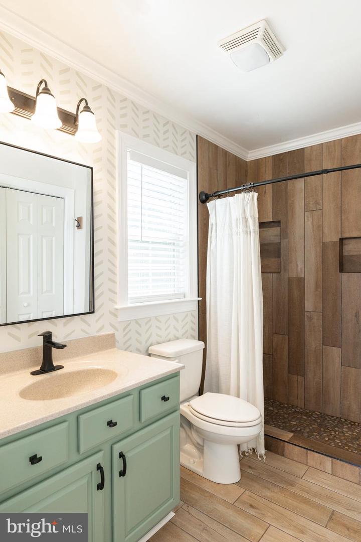 3020 PARSHALL RD, BERRYVILLE, Virginia 22611, 3 Bedrooms Bedrooms, ,2 BathroomsBathrooms,Residential,For sale,3020 PARSHALL RD,VACL2003846 MLS # VACL2003846