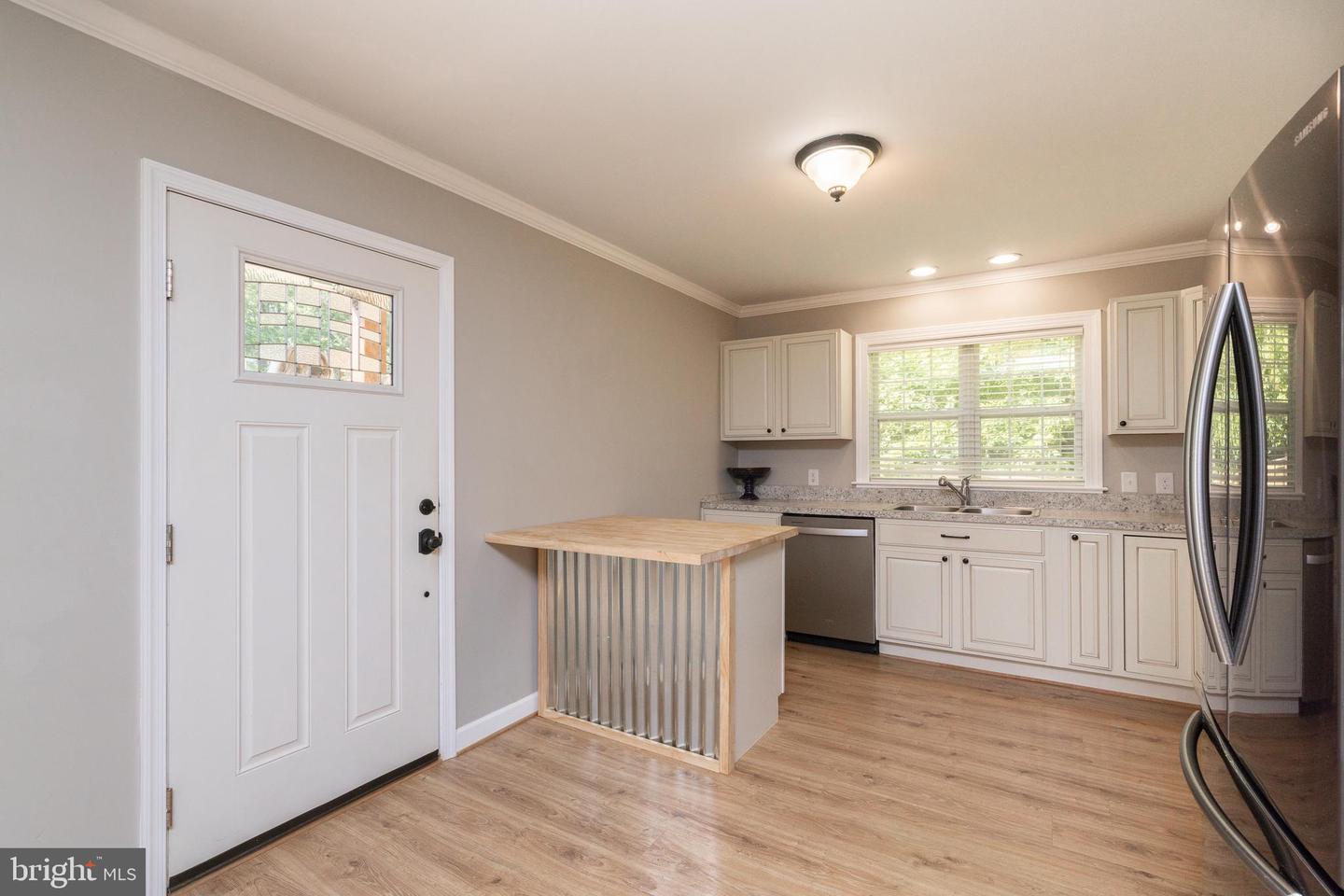 3020 PARSHALL RD, BERRYVILLE, Virginia 22611, 3 Bedrooms Bedrooms, ,2 BathroomsBathrooms,Residential,For sale,3020 PARSHALL RD,VACL2003846 MLS # VACL2003846