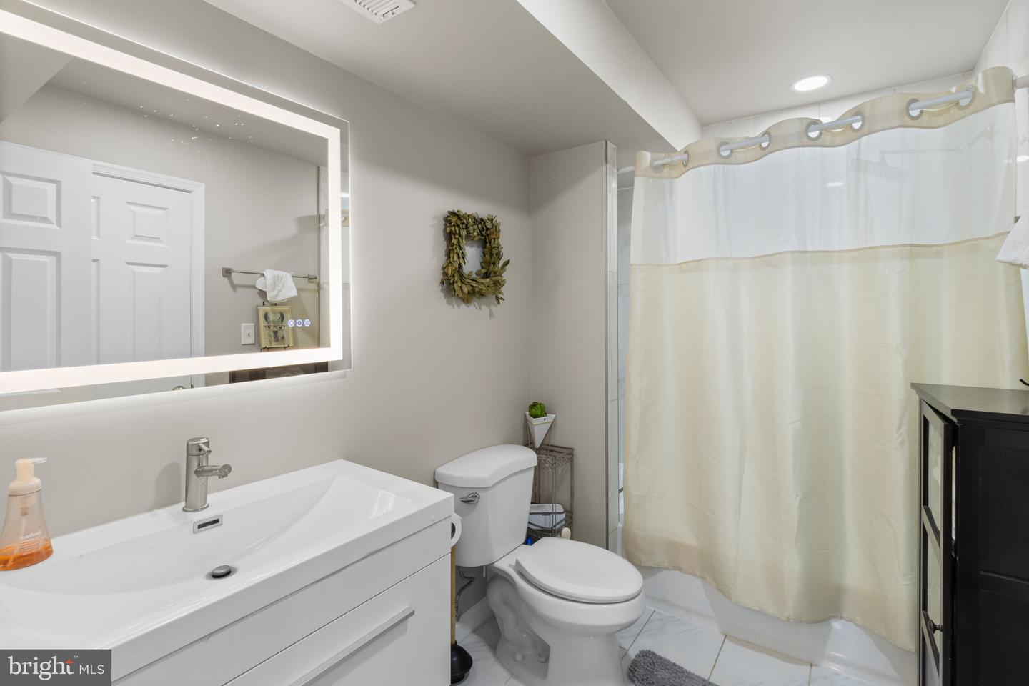 1778 W ST SE, WASHINGTON, District Of Columbia 20020, 4 Bedrooms Bedrooms, ,3 BathroomsBathrooms,Residential,For sale,1778 W ST SE,DCDC2205902 MLS # DCDC2205902