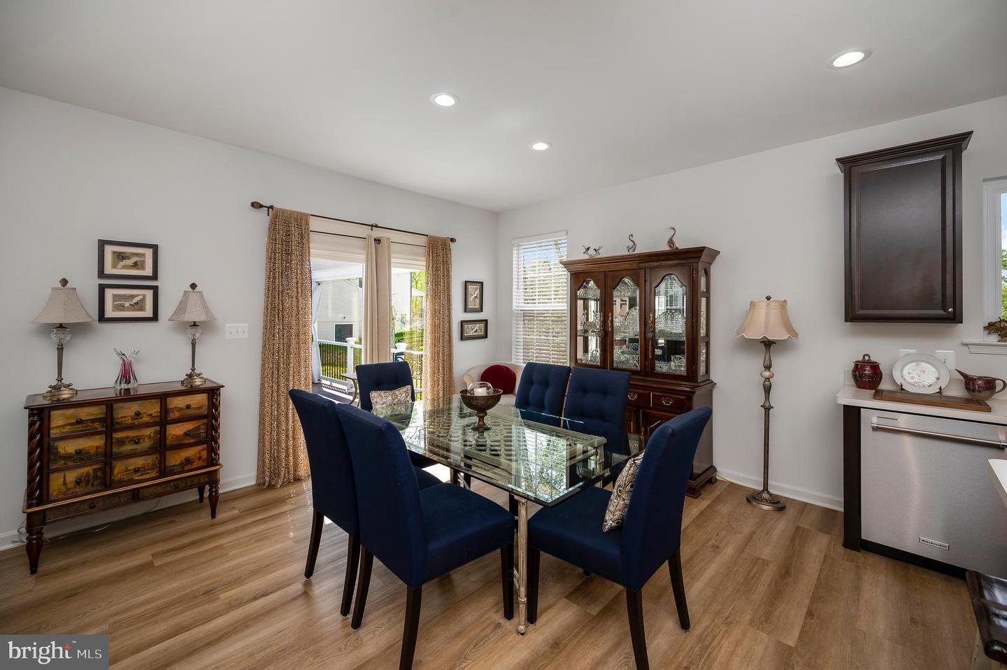 21 WALNUT GROVE DR, FREDERICKSBURG, Virginia 22406, 3 Bedrooms Bedrooms, ,3 BathroomsBathrooms,Residential,For sale,21 WALNUT GROVE DR,VAST2039942 MLS # VAST2039942