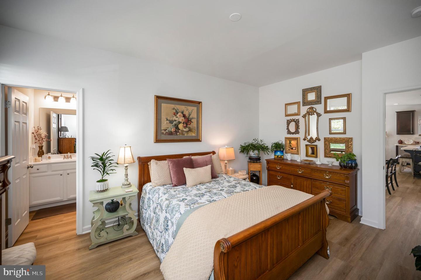 21 WALNUT GROVE DR, FREDERICKSBURG, Virginia 22406, 3 Bedrooms Bedrooms, ,3 BathroomsBathrooms,Residential,For sale,21 WALNUT GROVE DR,VAST2039942 MLS # VAST2039942