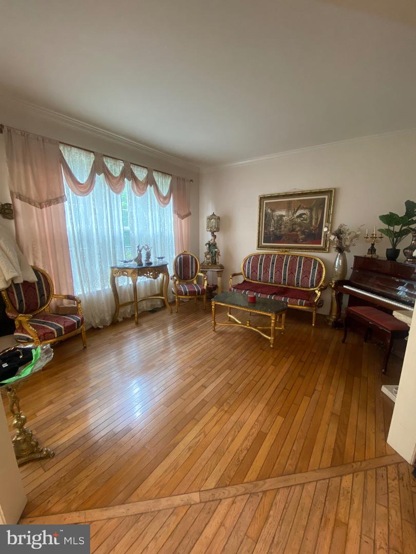 6194 TREYWOOD LN, MANASSAS, Virginia 20112, 5 Bedrooms Bedrooms, ,3 BathroomsBathrooms,Residential,For sale,6194 TREYWOOD LN,VAPW2097284 MLS # VAPW2097284