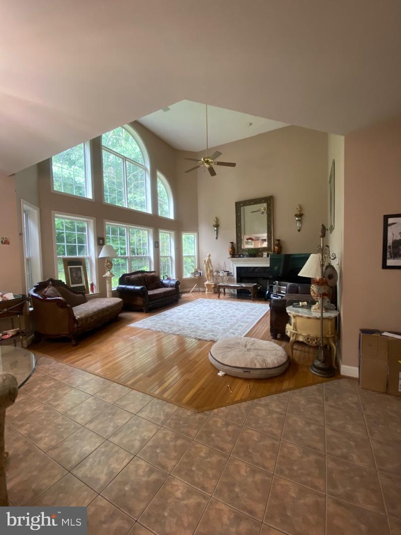 6194 TREYWOOD LN, MANASSAS, Virginia 20112, 5 Bedrooms Bedrooms, ,3 BathroomsBathrooms,Residential,For sale,6194 TREYWOOD LN,VAPW2097284 MLS # VAPW2097284