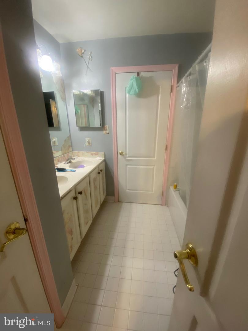 6194 TREYWOOD LN, MANASSAS, Virginia 20112, 5 Bedrooms Bedrooms, ,3 BathroomsBathrooms,Residential,For sale,6194 TREYWOOD LN,VAPW2097284 MLS # VAPW2097284