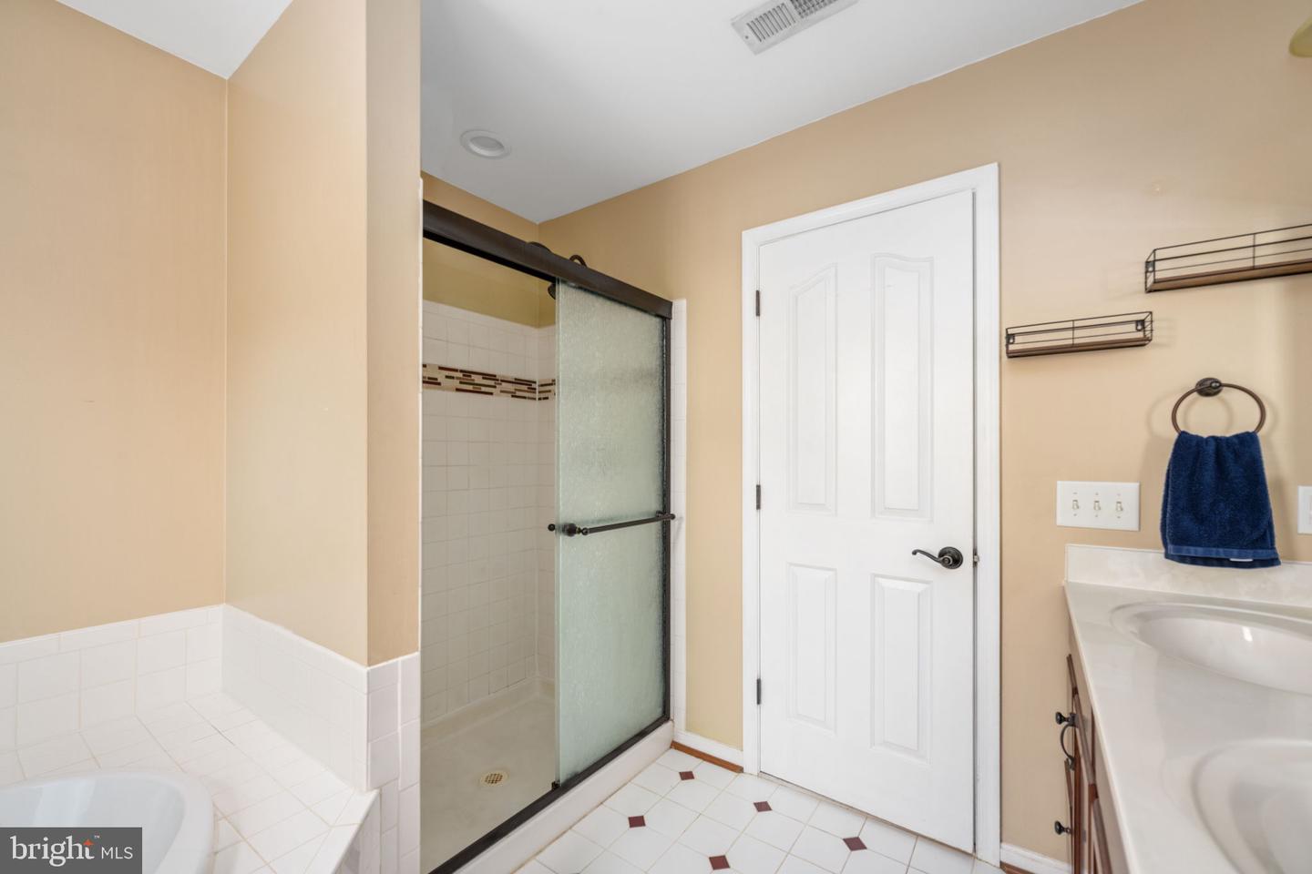 5930 W COPPER MOUNTAIN DR, SPOTSYLVANIA, Virginia 22553, 4 Bedrooms Bedrooms, ,2 BathroomsBathrooms,Residential,For sale,5930 W COPPER MOUNTAIN DR,VASP2034008 MLS # VASP2034008