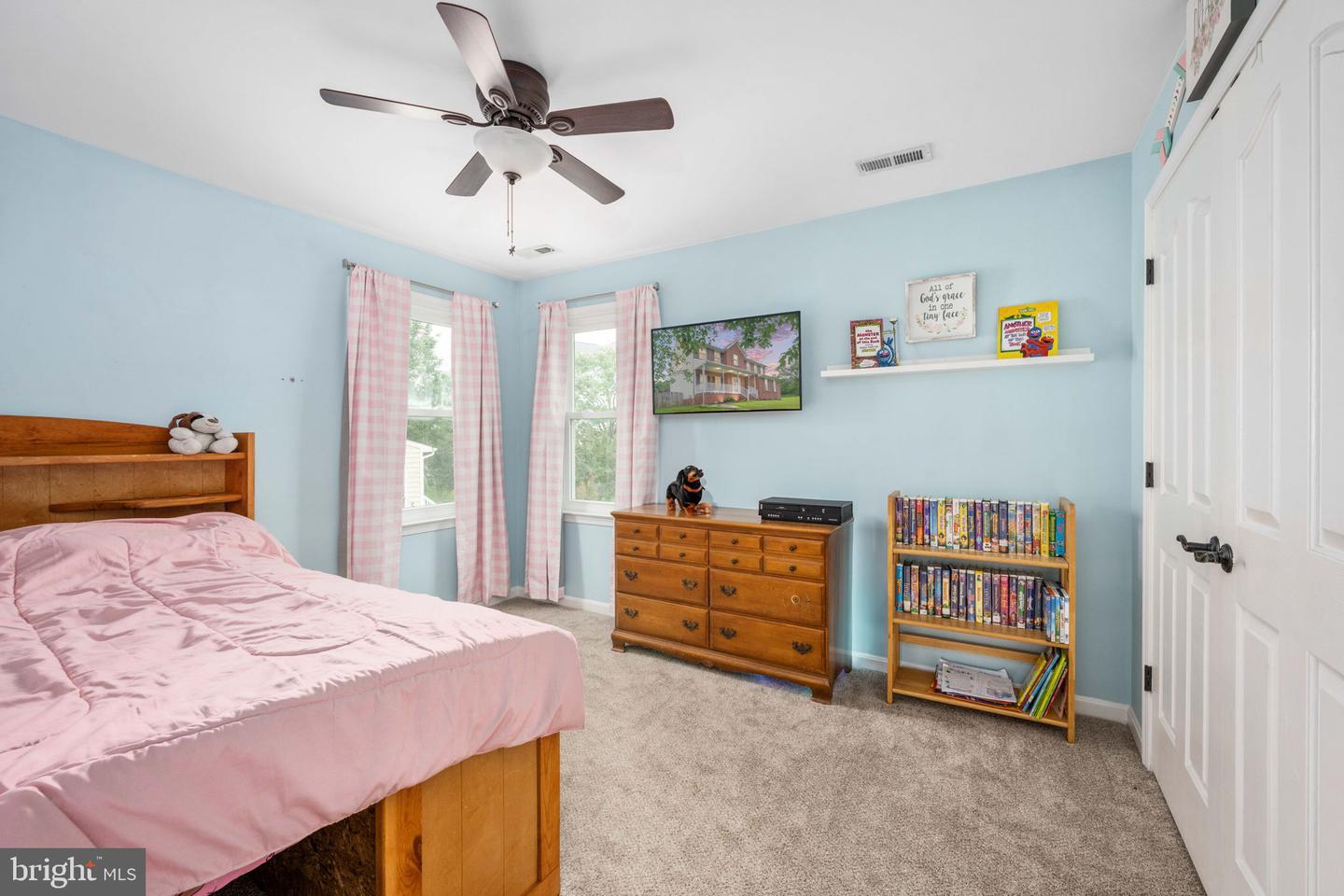 5930 W COPPER MOUNTAIN DR, SPOTSYLVANIA, Virginia 22553, 4 Bedrooms Bedrooms, ,2 BathroomsBathrooms,Residential,For sale,5930 W COPPER MOUNTAIN DR,VASP2034008 MLS # VASP2034008