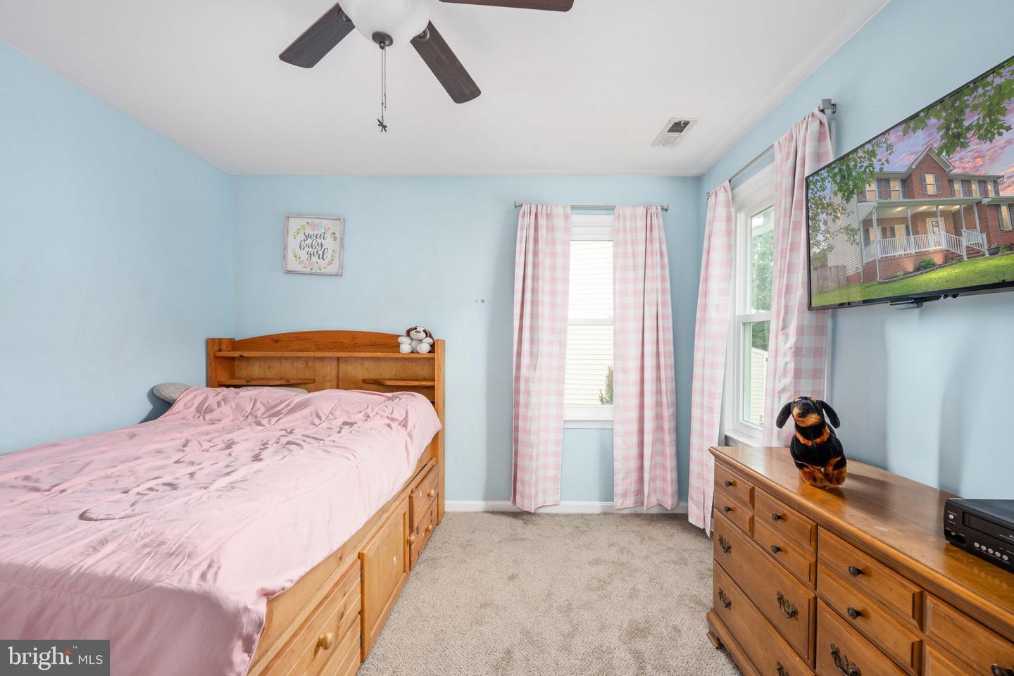 5930 W COPPER MOUNTAIN DR, SPOTSYLVANIA, Virginia 22553, 4 Bedrooms Bedrooms, ,2 BathroomsBathrooms,Residential,For sale,5930 W COPPER MOUNTAIN DR,VASP2034008 MLS # VASP2034008